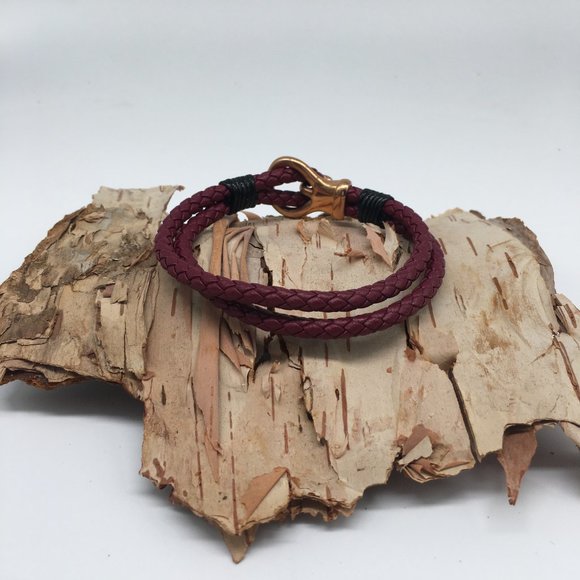 Dark Red & Black Leather Woven Bracelet with Gold Loop Clasp - Picture 2 of 4